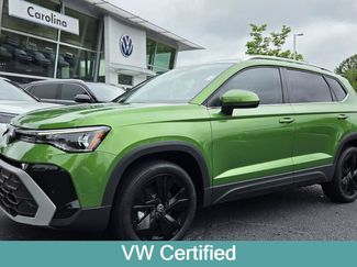Certified 2025 Volkswagen Taos SE w/ Panoramic Sunroof Package FWD video 1
