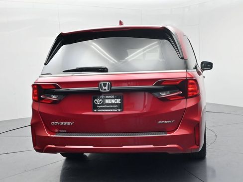 Used 2025 Honda Odyssey Sport-L image 7