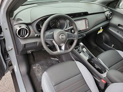 New 2024 Nissan Kicks SR w/ SR Premium Package image 11