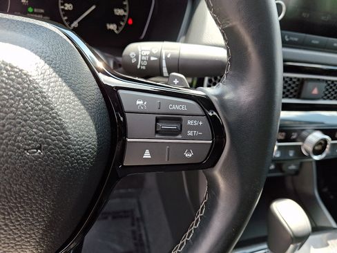 Used 2025 Honda Civic Sport image 22