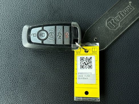 Used 2024 Ford F250 XLT w/ XLT Premium Package AWD/4WD image 40