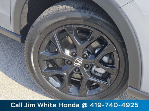 Used 2024 Honda HR-V Sport image 12