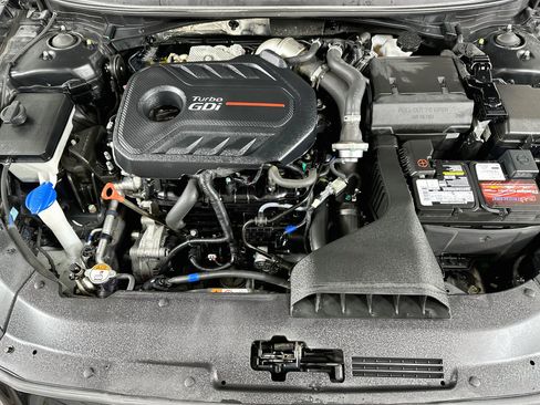 Used 2018 Hyundai Sonata Limited w/ Cargo Package FWD image 30