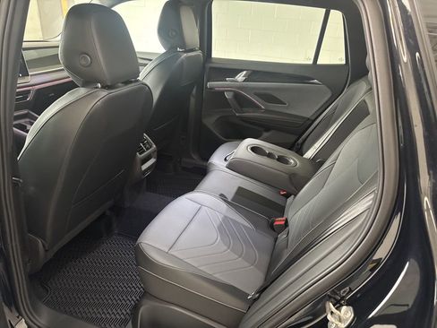 New 2026 Volkswagen Tiguan SE R-Line AWD/4WD image 15