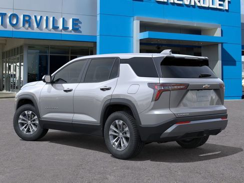 New 2026 Chevrolet Equinox LT FWD image 3