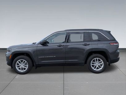 Used 2025 Jeep Grand Cherokee Laredo X w/ Luxury Tech Group I