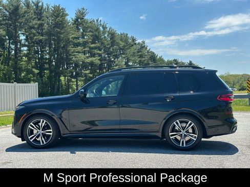 Certified 2024 BMW X7 xDrive40i w/ M Sport Package AWD/4WD image 4