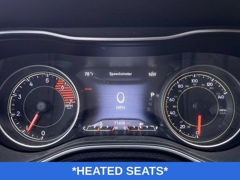 Used 2019 Jeep Cherokee Limited w/ Luxury Group AWD/4WD image 5