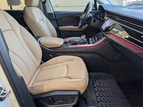 Used 2025 Audi Q7 2.0T Premium Plus w/ Premium Plus Package image 28
