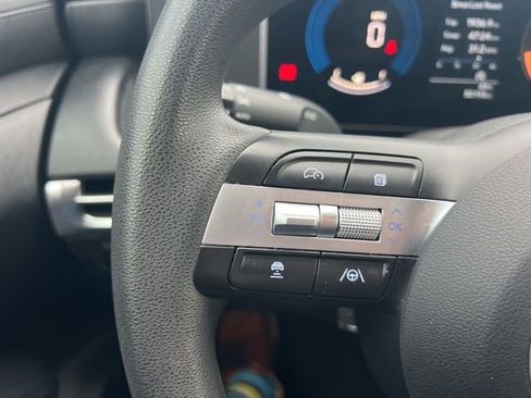 Used 2025 Hyundai Tucson SEL image 12