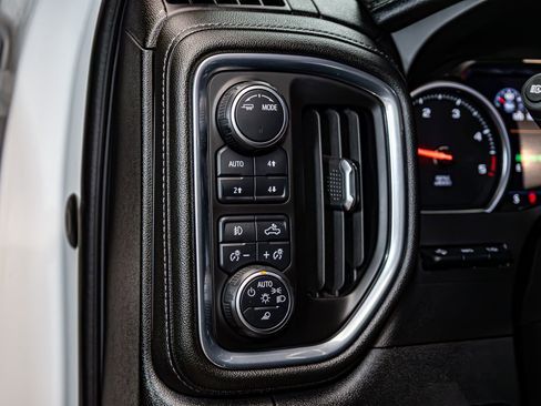 Used 2021 Chevrolet Silverado 3500 High Country image 19