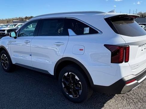 New 2026 Kia Sorento S w/ S Panoramic Sunroof Package AWD/4WD image 5