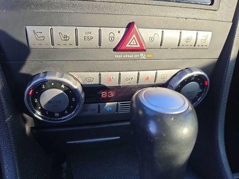 Used 2007 Mercedes-Benz SLK 55 AMG image 35