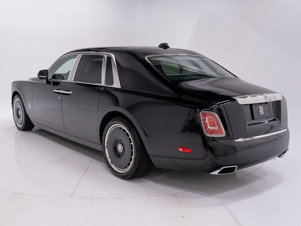 Certified 2018 Rolls-Royce Phantom Sedan RWD image 3