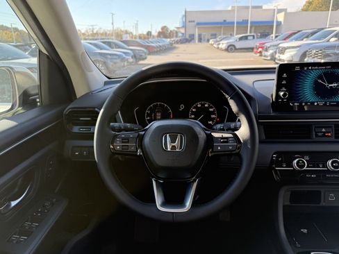 New 2025 Honda Pilot EX-L image 28