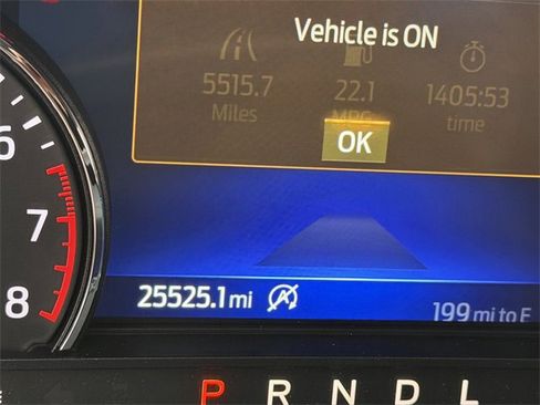 Used 2021 Ford Explorer XLT image 9