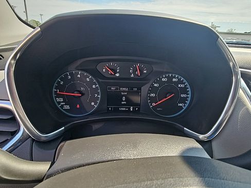 Used 2022 Chevrolet Equinox LS w/ LPO, Floor Liner Package image 19