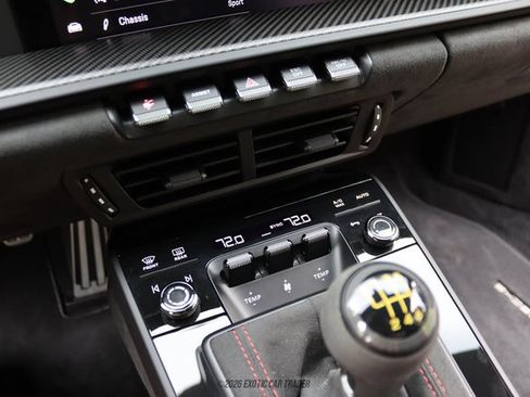 Used 2026 Porsche 911 GT3 RWD image 21