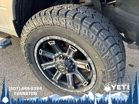 Used 2016 RAM 2500 SLT image 9