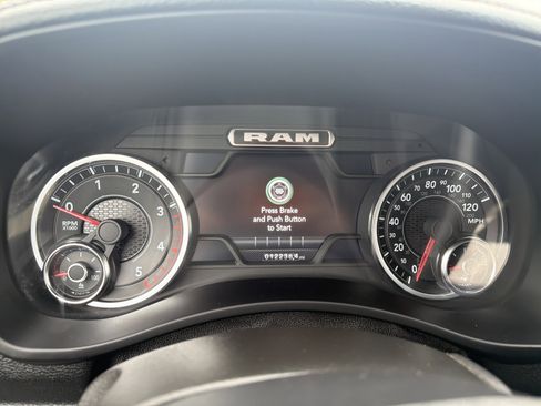 Used 2024 RAM 2500 Laramie AWD/4WD image 15