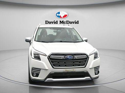 Used 2022 Subaru Forester Touring AWD/4WD image 2