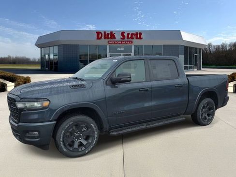 New 2026 RAM 1500 4x4 Crew Cab image 5