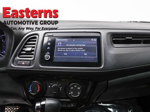 Used 2020 Honda HR-V Sport image 12