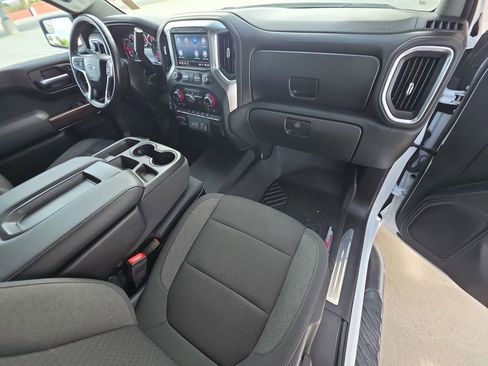 Used 2020 Chevrolet Silverado 1500 LT Trail Boss w/ Convenience Package image 30