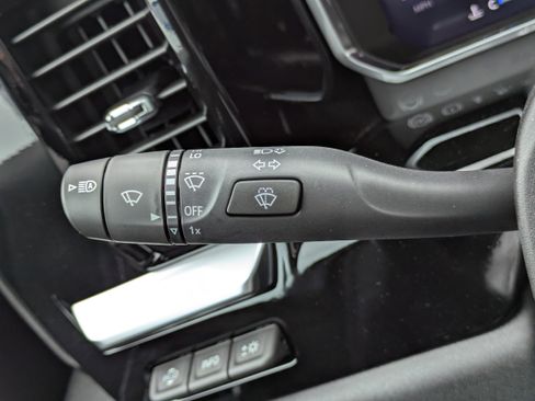 New 2026 Chevrolet Silverado 1500 High Country w/ Midnight Edition image 17