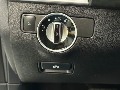 Used 2016 Mercedes-Benz GL 450 4MATIC image 31