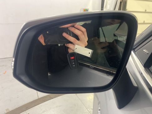 Used 2020 Toyota Highlander Platinum image 15