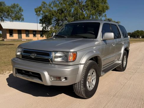 Used 1999 Toyota 4Runner Limited RWD image 4