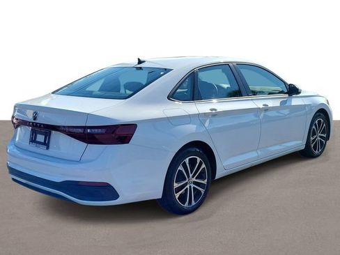 Used 2026 Volkswagen Jetta Sport FWD image 4