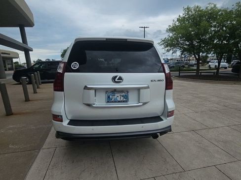 Used 2022 Lexus GX 460 Premium w/ Accessory Package AWD/4WD image 5