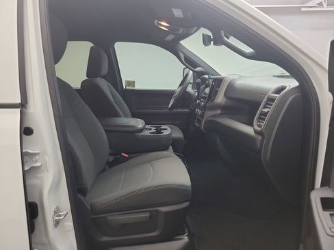 Used 2024 RAM 3500 Tradesman w/ Chrome Appearance Group image 24