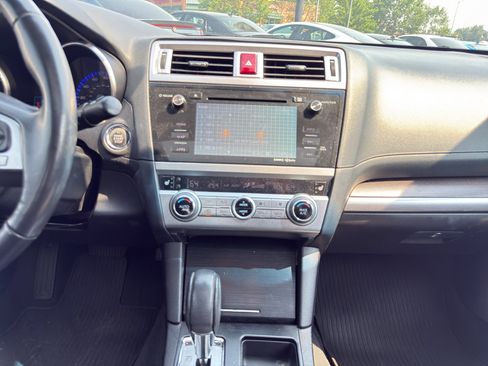 Used 2016 Subaru Legacy 2.5i Limited AWD/4WD image 22