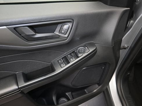 Used 2024 Ford Escape Active FWD image 11