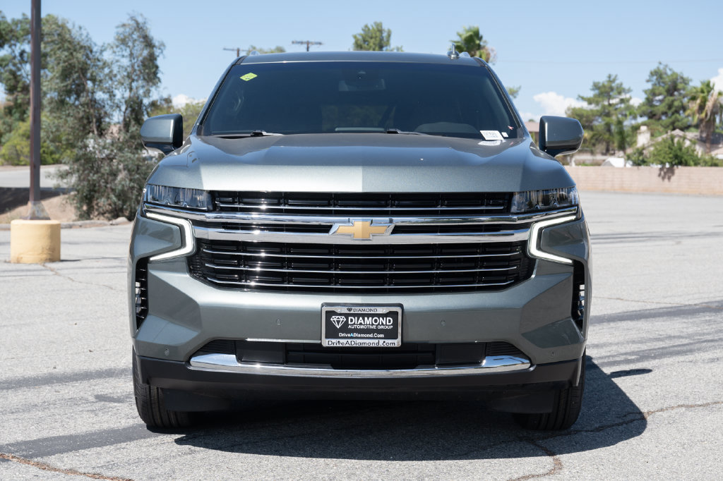 Used 2024 Chevrolet Tahoe LT RWD image 3