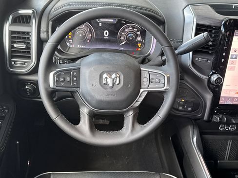 New 2026 RAM 2500 Laramie AWD/4WD image 13