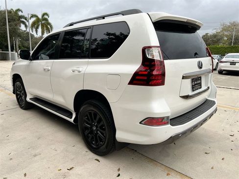 Certified 2022 Lexus GX 460 image 5