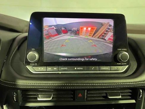 Certified 2021 Nissan Rogue S image 13