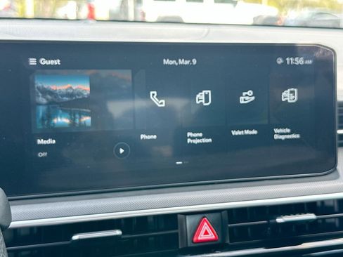 Used 2025 Kia K5 LXS image 15