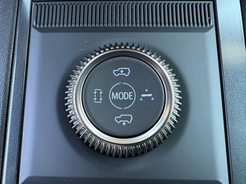 New 2025 GMC Hummer EV 2X w/ LPO, Illumination Package image 42