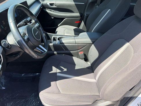 Used 2025 Hyundai Sonata SEL FWD image 5