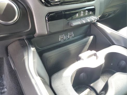 Certified 2025 RAM 1500 Big Horn image 23