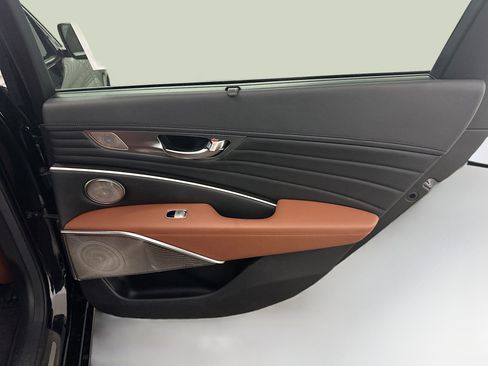 Used 2020 Kia K900 Luxury image 33