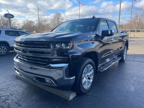Used 2019 Chevrolet Silverado 1500 LTZ w/ LTZ Convenience Package image 2