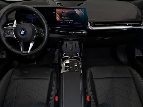 New 2025 BMW X1 xDrive28i w/ Premium Package image 39