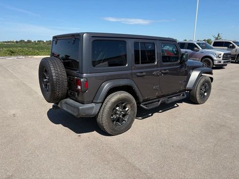 Used 2021 Jeep Wrangler Unlimited Sport AWD/4WD image 5