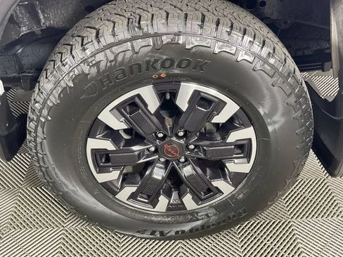 Used 2024 Nissan Frontier PRO-4X w/ Off-Road Protection Package AWD/4WD image 31